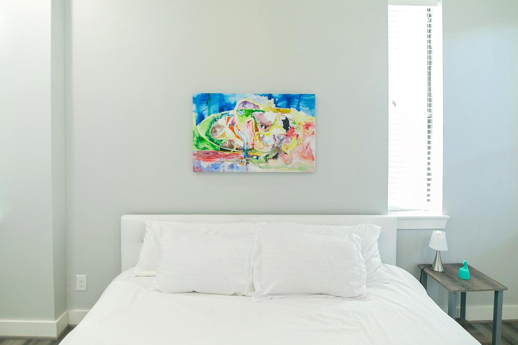 Montrose Guesthouse Suites By Dunyha Houston Esterno foto
